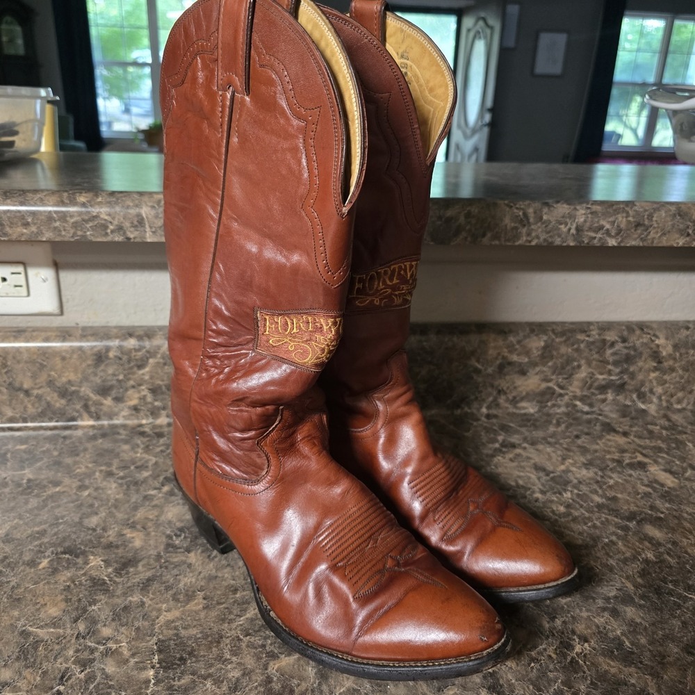 Vintage Justin Fort Worth leather cowboy boots 8B western 3531